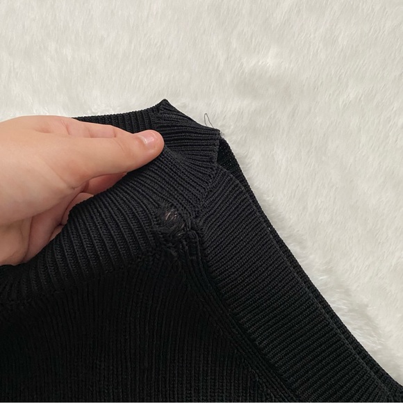 WILFRED | Crevier black knit sleeveless top - Picture 12 of 12